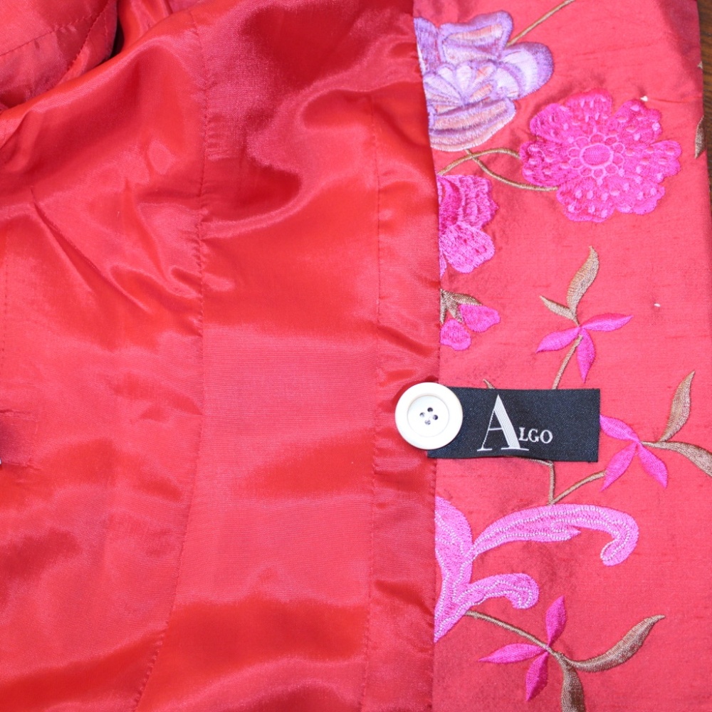 🌸 Algo of Switzerland Embroidered Silk Jacket – Size 6 – NWOT - Picture 12 of 14